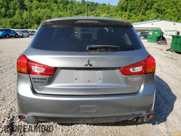 2016 Mitsubishi Outlander ES z VIN JA4AR3AU5GZ023965, wystawiony jako Copart lot #57271305 z przebiegiem 48 666 mil mil oraz Szkoda całkowita • Salvage title. Historia ofert i sprzedaży dostępna na DreamBid. Obrazek 6.