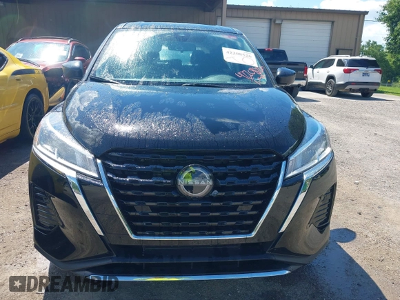 2024 Nissan Kicks S with VIN 3N1CP5BV8RL498577, listed as a IAAI auction lot 42208526 with 30,717 mi miles and . Bid and sale history available at DreamBid. Image 12.