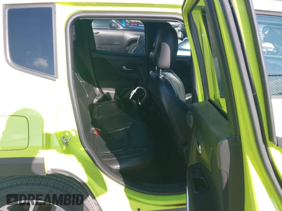 2018 Jeep Renegade Latitude with VIN ZACCJABB6JPJ10039, listed as a IAAI auction lot 42341997 with 91,708 mi miles and . Bid and sale history available at DreamBid. Image 8.
