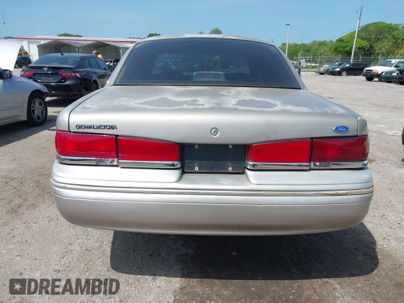 1995 Ford Crown Victoria с VIN 2FALP73W5SX140346, выставлен на аукционе IAAI как лот 41974429 с пробегом 166 540 миль миль и . История ставок и продаж доступна на DreamBid. Изображение 16.
