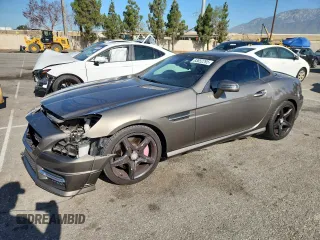 2016 Mercedes-Benz SLK 300 с VIN WDDPK3JA5GF120939, выставлен на аукционе Copart как лот 63852295 с пробегом 75 600 миль миль и Списание • Salvage title. История ставок и продаж доступна на DreamBid. Изображение 1.