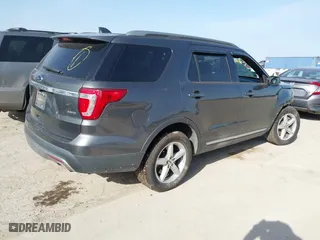 2017 Ford Explorer XLT with VIN 1FM5K8D8XHGC76912, listed as a IAAI auction lot 41728061 with 100,995 mi miles. Bid and sale history available at carsss.com. Image 4.
