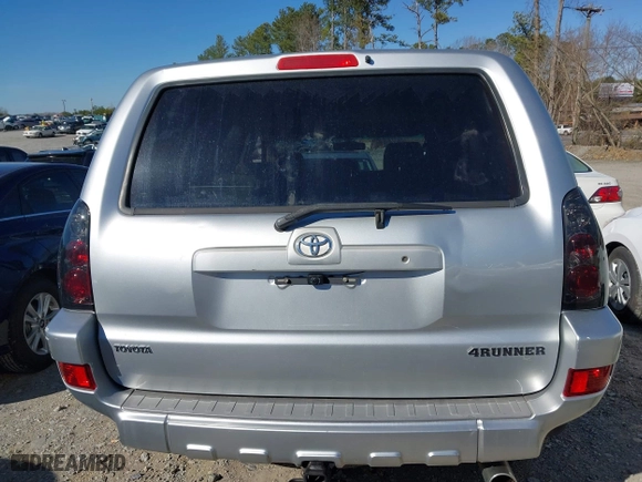 2005 Toyota 4Runner SR5 with VIN JTEZU14R258028882, listed as a IAAI auction lot 41745577 with 251,256 mi miles. Bid and sale history available at carsss.com. Image 16.