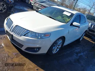 2009 Lincoln MKS с VIN 1LNHM94R09G615426, выставлен на аукционе IAAI как лот 41442882 с пробегом 184 615 миль миль и . История ставок и продаж доступна на DreamBid. Изображение 2.