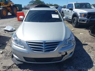 2011 Hyundai Genesis with VIN KMHGC4DF4BU128969, listed as a IAAI auction lot 41805517 with 108,353 mi miles. Bid and sale history available at carsss.com. Image 12.