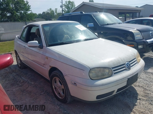 2000 Volkswagen Cabrio GLS with VIN 3VWCC21V8YM805177, listed as a IAAI auction lot 42179612 with 111,837 mi miles and . Bid and sale history available at DreamBid. Image 1.