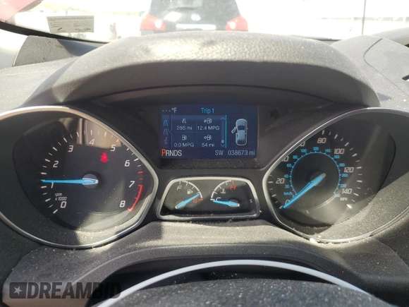 2015 Ford Escape SE with VIN 1FMCU9GXXFUB25531, listed as a Copart auction lot 55565875 with 38,673 mi miles and Salvage Title. Bid and sale history available at DreamBid. Image 9.