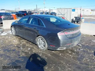 2016 Lincoln MKZ with VIN 3LN6L2JK1GR623839, listed as a IAAI auction lot 41652096 with 109,931 mi miles. Bid and sale history available at carsss.com. Image 3.