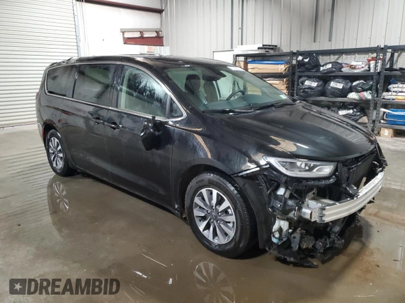 2024 Chrysler Pacifica Hybrid Select z VIN 2C4RC1S71RR102988, wystawiony jako Copart lot #59812695 z przebiegiem 56 240 mil mil oraz Czysty tytuł • Clean title. Historia ofert i sprzedaży dostępna na DreamBid. Obrazek 4.