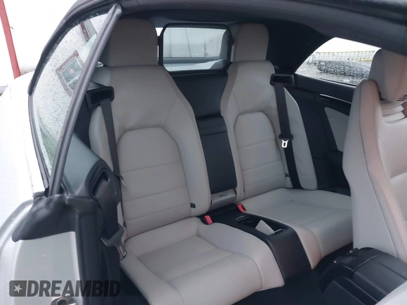 2016 Mercedes-Benz E 400 with VIN WDDKK6FF3GF313039, listed as a IAAI auction lot 40907228 with 31,540 mi miles and . Bid and sale history available at carsss.com. Image 8.