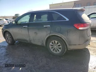 2016 Kia Sorento LX with VIN 5XYPG4A37GG043586, listed as a Copart auction lot 46790385 with 184,870 mi miles and Salvage Title. Bid and sale history available at carsss.com. Image 2.