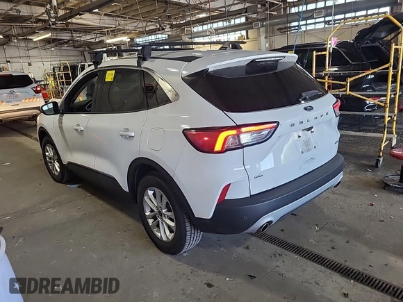 2020 Ford Escape SE с VIN 1FMCU9G63LUB81314, выставлен на аукционе IAAI как лот 42905132 с пробегом 44 436 миль миль и . История ставок и продаж доступна на DreamBid. Изображение 37.