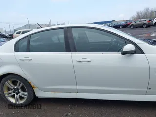 2008 Pontiac G8 z VIN 6G2ER57738L122199, wystawiony jako IAAI lot #42176140 z przebiegiem 183 558 mil mil oraz . Historia ofert i sprzedaży dostępna na DreamBid. Obrazek 13.