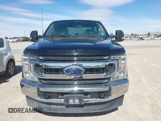 2022 Ford F-250 XL with VIN 1FT7W2BT9NEF60190, listed as a IAAI auction lot 41593504 with 54,540 mi miles and . Bid and sale history available at DreamBid. Image 12.