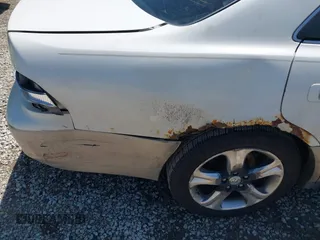 1999 Lexus ES 300 z VIN JT8BF28G9X5063095, wystawiony jako IAAI lot #42564898 z przebiegiem 209 239 mil mil oraz . Historia ofert i sprzedaży dostępna na DreamBid. Obrazek 12.