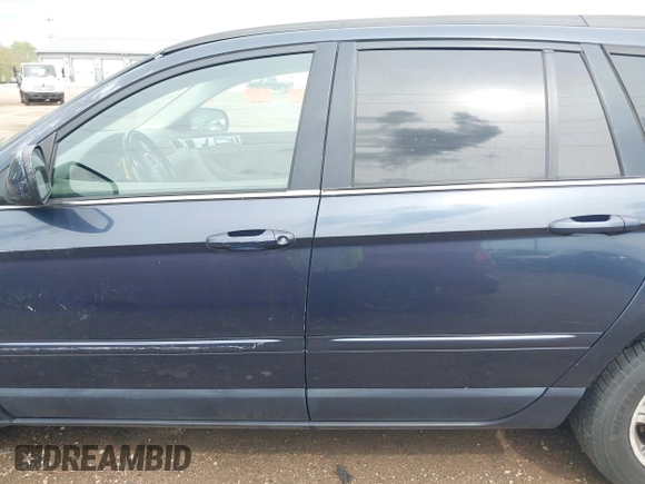 2007 Chrysler Pacifica Touring with VIN 2A8GM68X07R142302, listed as a IAAI auction lot 42140680 with 134,049 mi miles and . Bid and sale history available at DreamBid. Image 14.