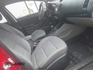 2016 Kia Forte LX with VIN KNAFX4A64G5580203, listed as a IAAI auction lot 41961563 with 140,800 mi miles. Bid and sale history available at carsss.com. Image 5.