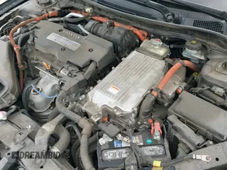 2014 Honda Accord with VIN 1HGCR6F38EA004937, listed as a IAAI auction lot 41916931 with 221,098 mi miles and . Bid and sale history available at DreamBid. Image 18.