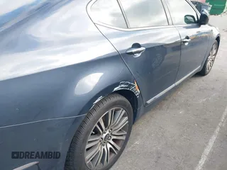 2015 Kia Cadenza Premium z VIN KNALN4D75F5174460, wystawiony jako IAAI lot #42521576 z przebiegiem 172 375 mil mil oraz . Historia ofert i sprzedaży dostępna na DreamBid. Obrazek 6.