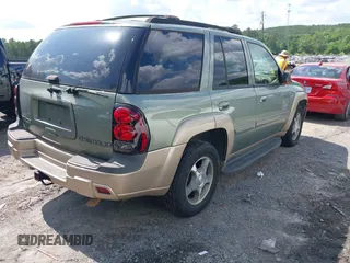 2004 Chevrolet TrailBlazer LT with VIN 1GNDS13S842352310, listed as a IAAI auction lot 42212039 with 154,843 mi miles and . Bid and sale history available at DreamBid. Image 4.