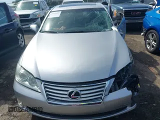 2010 Lexus ES with VIN JTHBK1EG1A2401432, listed as a IAAI auction lot 41823424 with Not Provided miles. Bid and sale history available at carsss.com. Image 11.