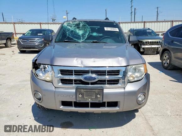 2008 Ford Escape XLT with VIN 1FMCU03198KD65116, listed as a Copart auction lot 52130965 with 214,295 mi miles and Salvage title. Bid and sale history available at DreamBid. Image 5.