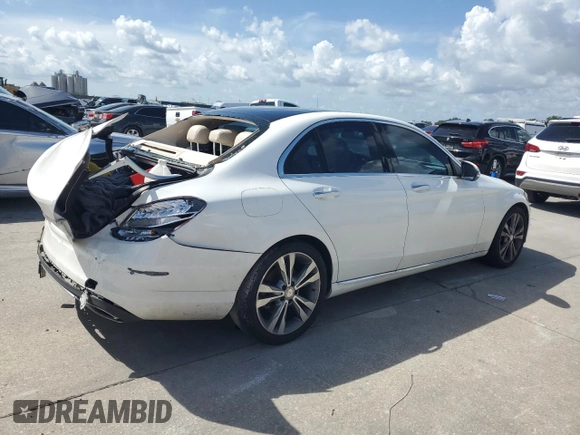 2016 Mercedes-Benz C 300 с VIN 55SWF4JB3GU173599, выставлен на аукционе Copart как лот 64258595 с пробегом 137 723 миль миль и Списание • Salvage title. История ставок и продаж доступна на DreamBid. Изображение 3.