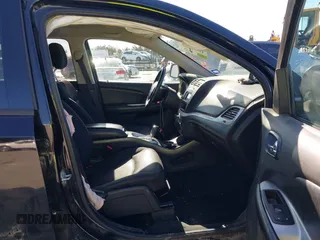 2018 Dodge Journey SE with VIN 3C4PDCAB8JT249378, listed as a IAAI auction lot 41375325 with 158,206 mi miles and . Bid and sale history available at DreamBid. Image 5.