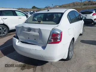 2008 Nissan Sentra S with VIN 3N1AB61EX8L739874, listed as a IAAI auction lot 41950310 with 129,485 mi miles and . Bid and sale history available at DreamBid. Image 4.