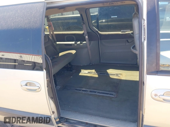 2000 Dodge Caravan SE with VIN 2B4GP44G4YR711580, listed as a IAAI auction lot 42367522 with 259,409 mi miles and . Bid and sale history available at DreamBid. Image 8.