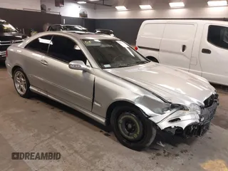 2009 Mercedes-Benz CLK 550 с VIN WDBTJ72H09F265130, выставлен на аукционе IAAI как лот 42436761 с пробегом 133 527 миль миль и . История ставок и продаж доступна на DreamBid. Изображение 1.