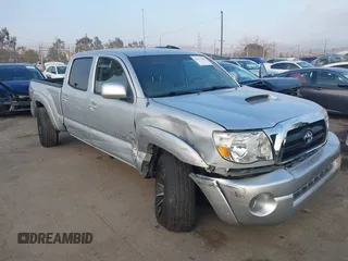 2006 Toyota Tacoma z VIN 3TMMU52N56M003428, wystawiony jako IAAI lot #41473266 z przebiegiem 227 547 mil mil oraz . Historia ofert i sprzedaży dostępna na DreamBid. Obrazek 1.