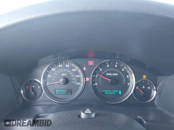 2006 Jeep Commander with VIN 1J8HG48K16C252335, listed as a IAAI auction lot 41978262 with 267,556 mi miles and . Bid and sale history available at DreamBid. Image 7.