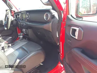 2018 Jeep Wrangler Unlimited Sahara z VIN 1C4HJXEN7JW224927, wystawiony jako IAAI lot #41515557 z przebiegiem 81 138 mil mil oraz . Historia ofert i sprzedaży dostępna na DreamBid. Obrazek 5.
