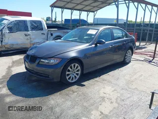 2006 BMW 3 Series 325xi z VIN WBAVD13596KT79419, wystawiony jako IAAI lot #42125590 z przebiegiem 203 431 mil mil oraz . Historia ofert i sprzedaży dostępna na DreamBid. Obrazek 19.