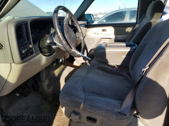 2002 Chevrolet Suburban LT with VIN 1GNEC16T22J141497, listed as a Copart auction lot 87526755 with 277,226 mi miles and Salvage Title. Bid and sale history available at carsss.com. Image 7.
