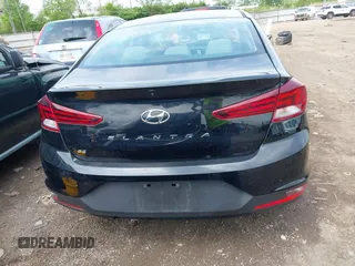 2020 Hyundai Elantra SE z VIN KMHD74LF5LU971931, wystawiony jako IAAI lot #42092857 z przebiegiem 38 323 mil mil oraz . Historia ofert i sprzedaży dostępna na DreamBid. Obrazek 16.