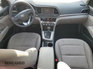 2020 Hyundai Elantra SE z VIN 5NPD74LF6LH576168, wystawiony jako Copart lot #58530095 z przebiegiem 59 649 mil mil oraz Szkody całkowita. Historia ofert i sprzedaży dostępna na DreamBid. Obrazek 8.