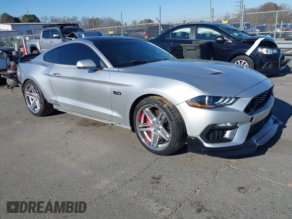 2018 Ford Mustang GT with VIN 1FA6P8CF4J5144438, listed as a IAAI auction lot 41338421 with 87,687 mi miles and . Bid and sale history available at carsss.com. Image 1.