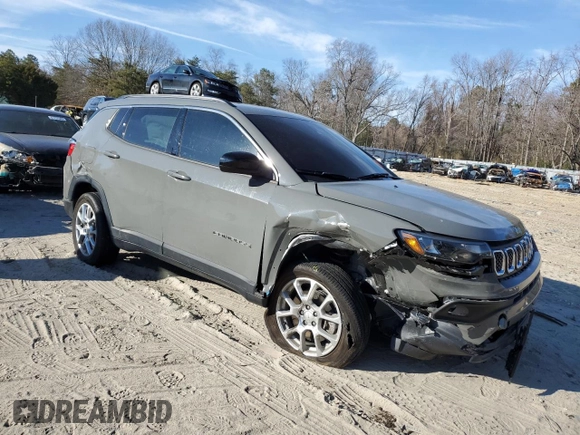 2024 Jeep Compass Latitude Lux with VIN 3C4NJDFN8RT599968, listed as a Copart auction lot 47400875 with 13,593 mi miles and Salvage title. Bid and sale history available at DreamBid. Image 4.