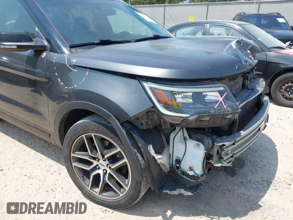 2017 Ford Explorer Sport z VIN 1FM5K8GT3HGB53095, wystawiony jako IAAI lot #42427164 z przebiegiem 120 362 mil mil oraz . Historia ofert i sprzedaży dostępna na DreamBid. Obrazek 17.