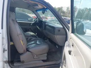 2006 Chevrolet Tahoe LT with VIN 1GNEC13Z76R135453, listed as a IAAI auction lot 41715278 with 213,472 mi miles. Bid and sale history available at carsss.com. Image 5.