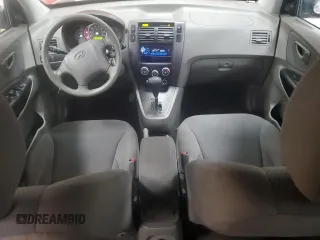 2009 Hyundai Tucson GLS with VIN KM8JM12B99U002621, listed as a Copart auction lot 72381084 with 183,797 mi miles and Clean Title. Bid and sale history available at carsss.com. Image 8.