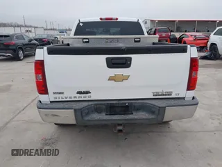 2010 Chevrolet Silverado 1500 LT with VIN 1GCSCSE00AZ293058, listed as a IAAI auction lot 41464133 with 164,865 mi miles and . Bid and sale history available at DreamBid. Image 16.