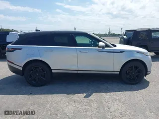 2020 Land Rover Range Rover Velar S with VIN SALYB2EXXLA255258, listed as a IAAI auction lot 41823002 with 66,527 mi miles. Bid and sale history available at carsss.com. Image 14.