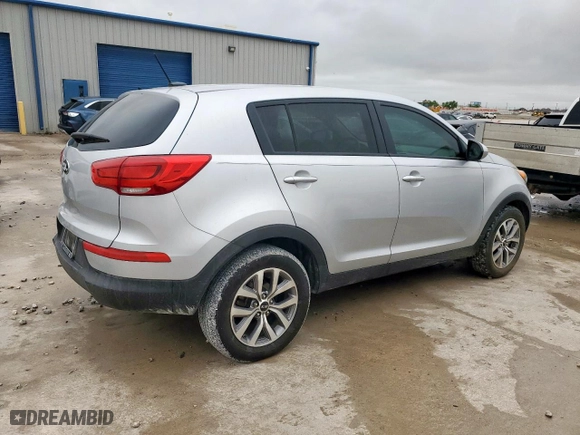 2016 Kia Sportage LX with VIN KNDPB3AC5G7867415, listed as a Copart auction lot 51361455 with 243,127 mi miles and Clean Title. Bid and sale history available at carsss.com. Image 3.