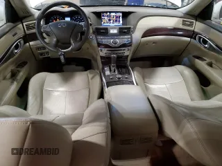 2013 Infiniti M z VIN JN1BY1AP8DM511833, wystawiony jako Copart lot #42874265 z przebiegiem 152 708 mil mil oraz Czysty tytuł • Clean title. Historia ofert i sprzedaży dostępna na DreamBid. Obrazek 8.
