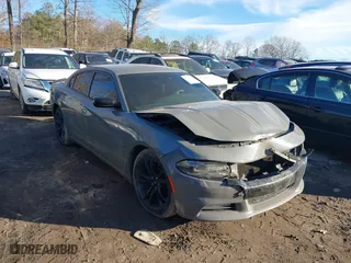 2017 Dodge Charger R/T with VIN 2C3CDXCT7HH657289, listed as a IAAI auction lot 41328625 with 140,651 mi miles. Bid and sale history available at carsss.com. Image 1.