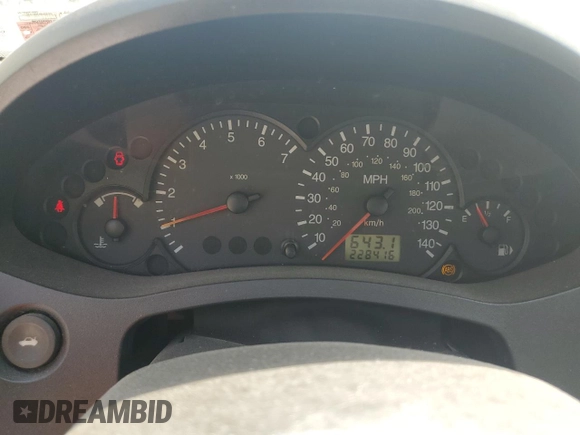 2007 Ford Focus S z VIN 1FAHP34N57W145697, wystawiony jako Copart lot #55335235 z przebiegiem 228 416 mil mil oraz Nie do naprawy • Non repairable. Historia ofert i sprzedaży dostępna na DreamBid. Obrazek 9.