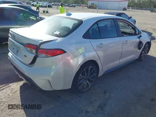 2022 Toyota Corolla SE with VIN 5YFS4MCE6NP133516, listed as a IAAI auction lot 41849024 with 45,792 mi miles. Bid and sale history available at carsss.com. Image 4.
